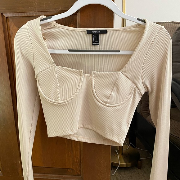 Cropped Longsleeve - Picture 1 of 2